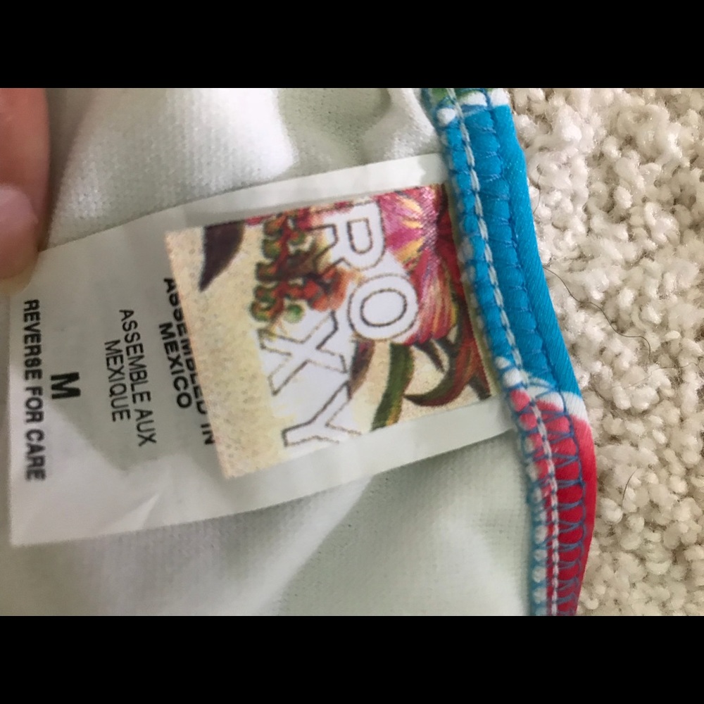 NWT Roxy Bikini 👙Size M - Picture 5 of 6